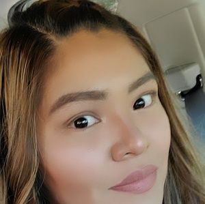 Meet your Posher, Elena